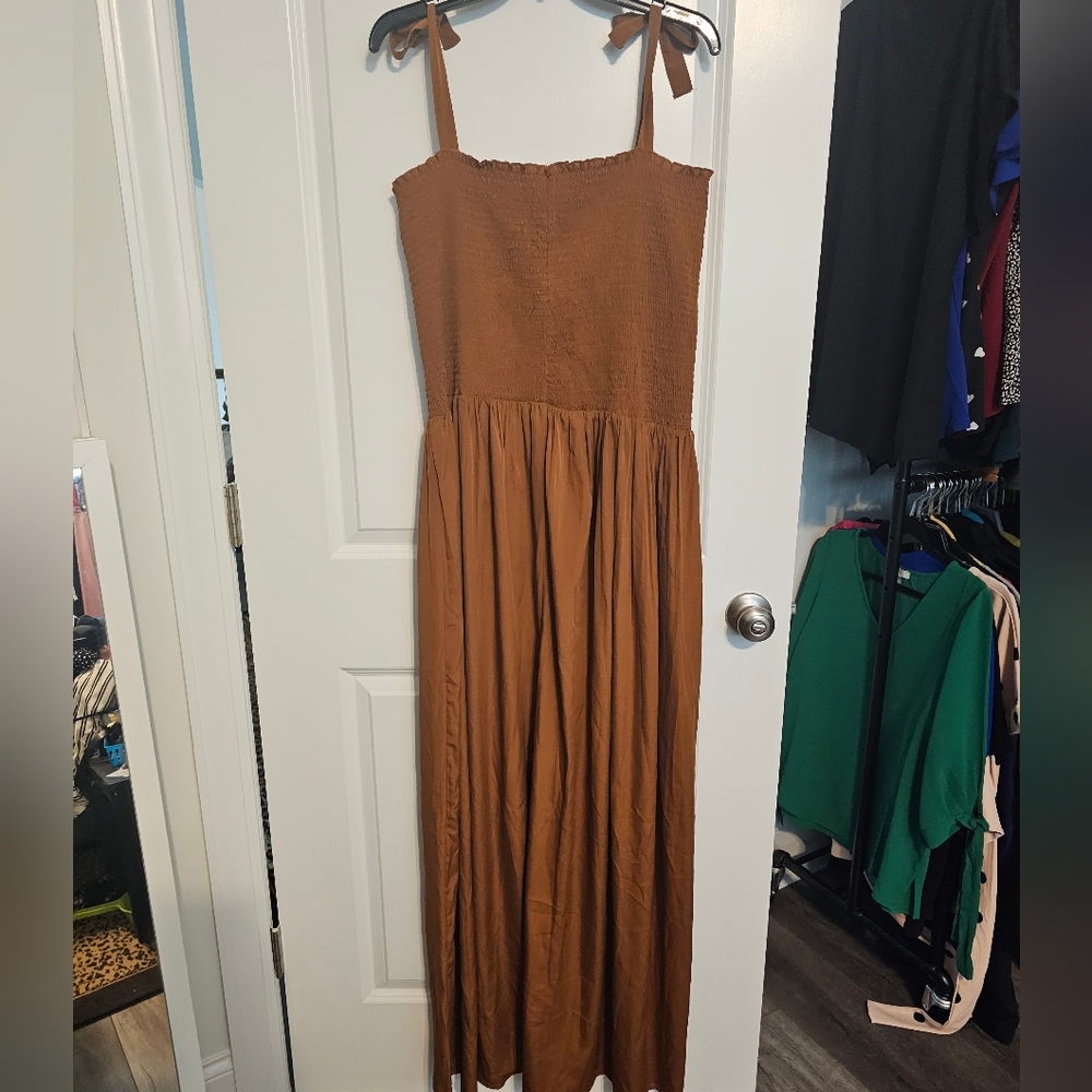 Brown maxi dress. Size 16 new with tags. I give bundle discounts